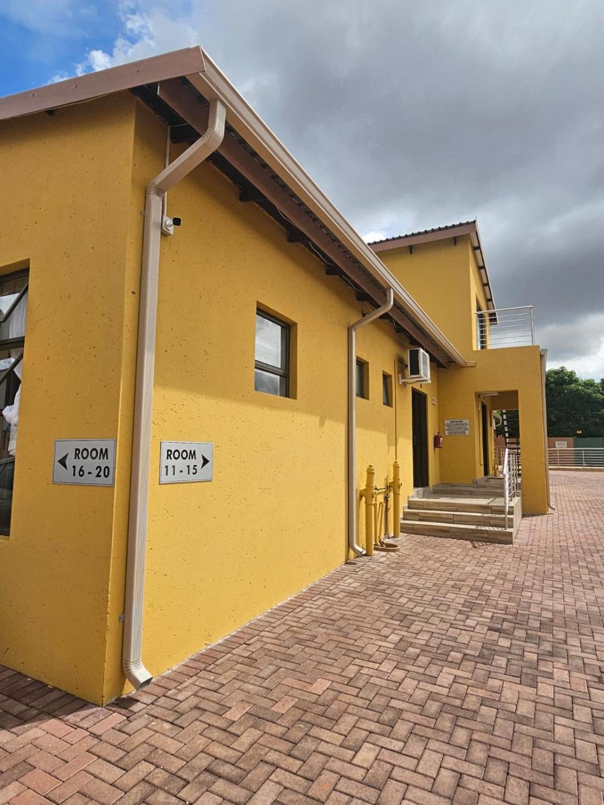 Divine Guest Lodge Rustenburg Dış mekan fotoğraf