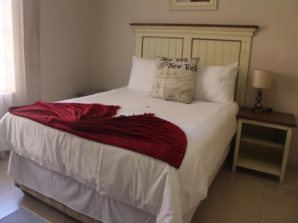 Divine Guest Lodge Rustenburg Dış mekan fotoğraf