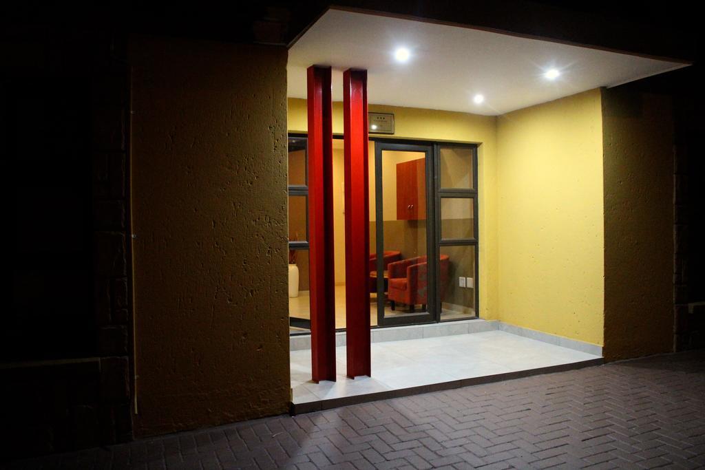 Divine Guest Lodge Rustenburg Dış mekan fotoğraf