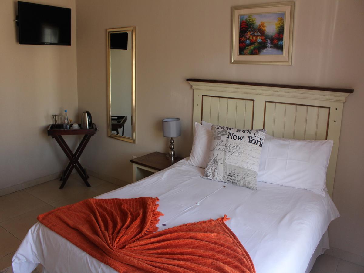 Divine Guest Lodge Rustenburg Dış mekan fotoğraf